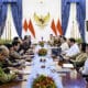 Presiden Prabowo Bahas Respons Ekonomi Global dan Kebijakan Tarif bersama Jajaran Kabinet – Sekretariat Kabinet Republik Indonesia