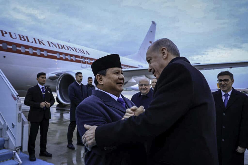 Tiba di Ankara, Presiden Prabowo Disambut Langsung Presiden Erdoğan – Sekretariat Kabinet Republik Indonesia