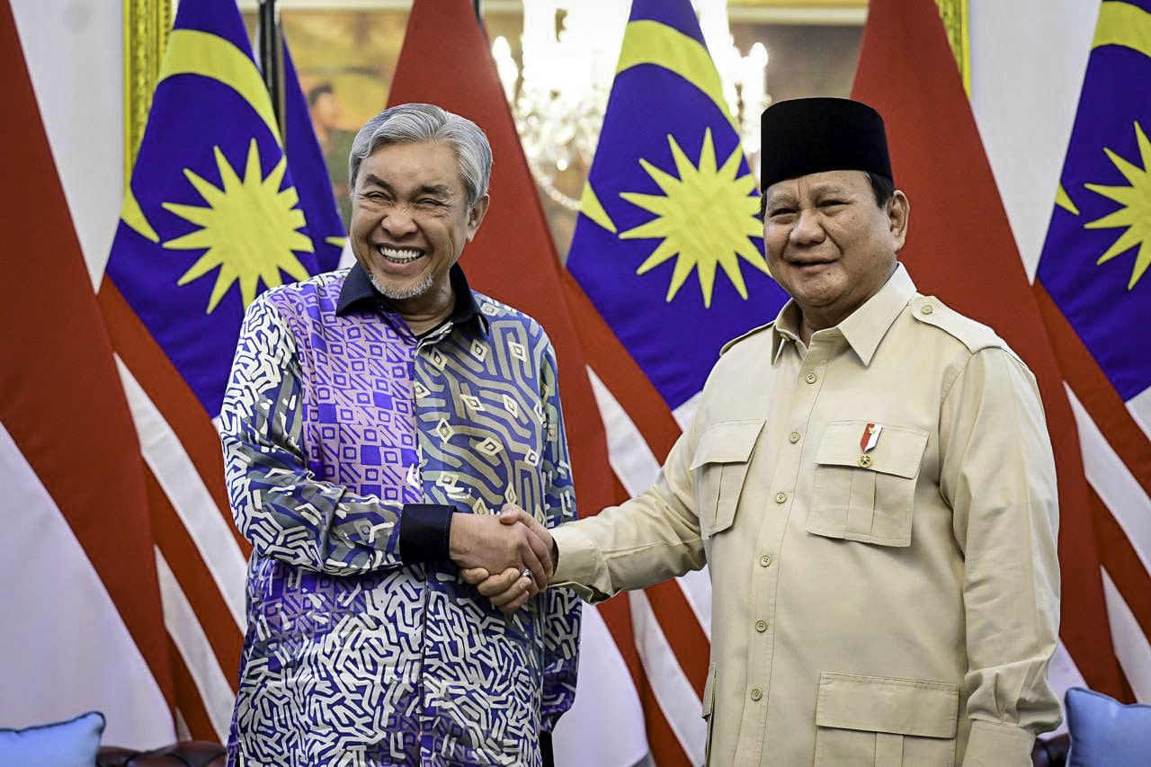 Pertemuan Hangat Presiden Prabowo dan Wakil PM Malaysia: Kawan Lama dari Masa Muda – Sekretariat Kabinet Republik Indonesia