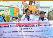 Aliansi Buruh dan Mahasiswa Unjuk Rasa di Kantor DPRD Makassar