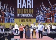 Kado Hari Buruh: Presiden Prabowo Beri Apresiasi Mulai dari Kesejahteraan Hingga Pahlawan Nasional dari Elemen Buruh – Sekretariat Kabinet Republik Indonesia