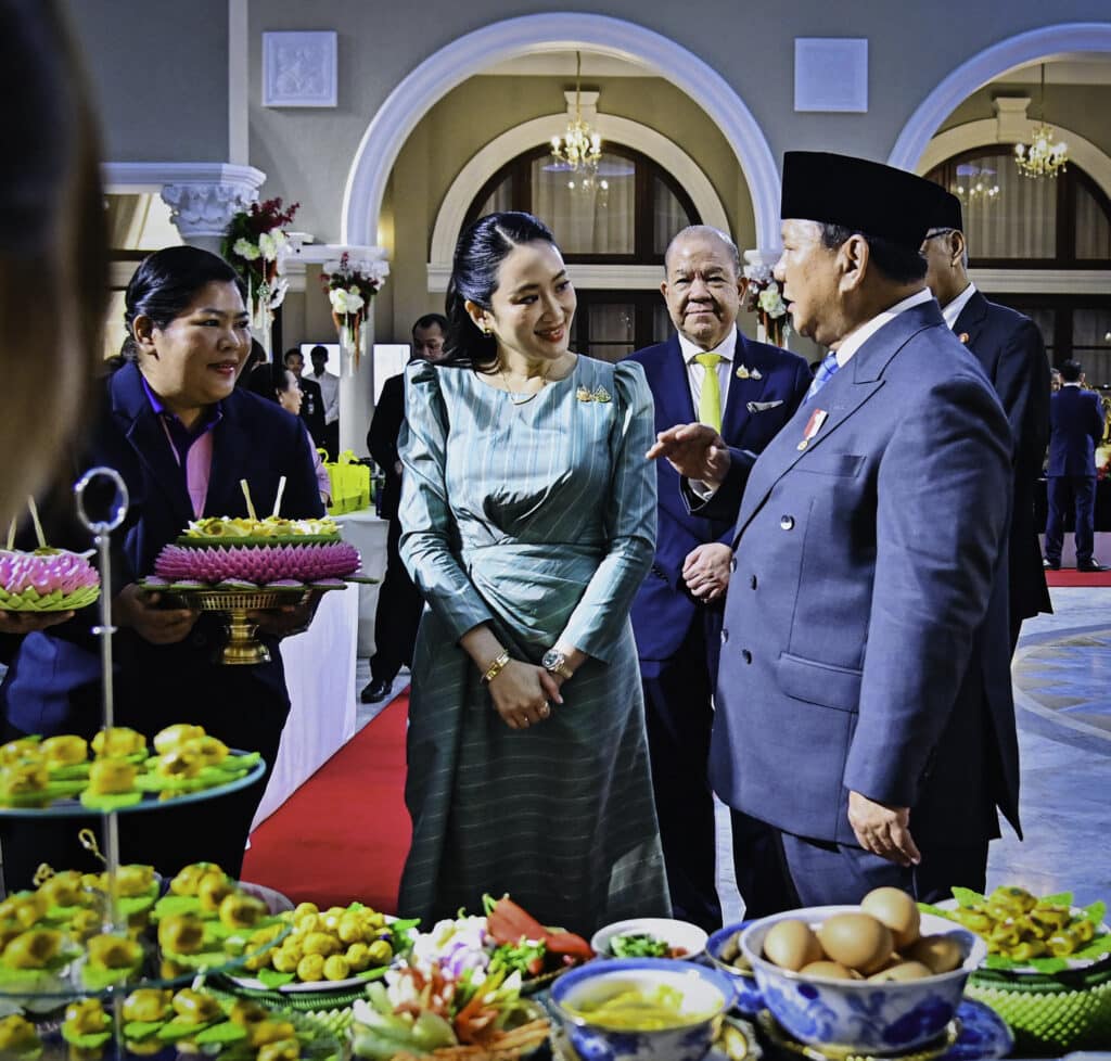 Momen Hangat Diplomasi Budaya: PM Paetongtarn Ajak Presiden Prabowo Kunjungi Pameran Seni dan Kuliner Thailand – Sekretariat Kabinet Republik Indonesia