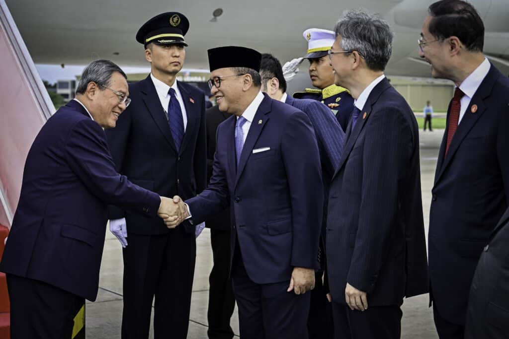 Premier Li Qiang Tiba di Tanah Air, Pemerintah Siap Perkuat Hubungan Ekonomi Indonesia-Tiongkok – Sekretariat Kabinet Republik Indonesia