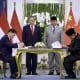 Presiden Prabowo dan Premier Li Qiang Saksikan Penandatanganan 12 Nota Kesepahaman Strategis RI–Tiongkok – Sekretariat Kabinet Republik Indonesia