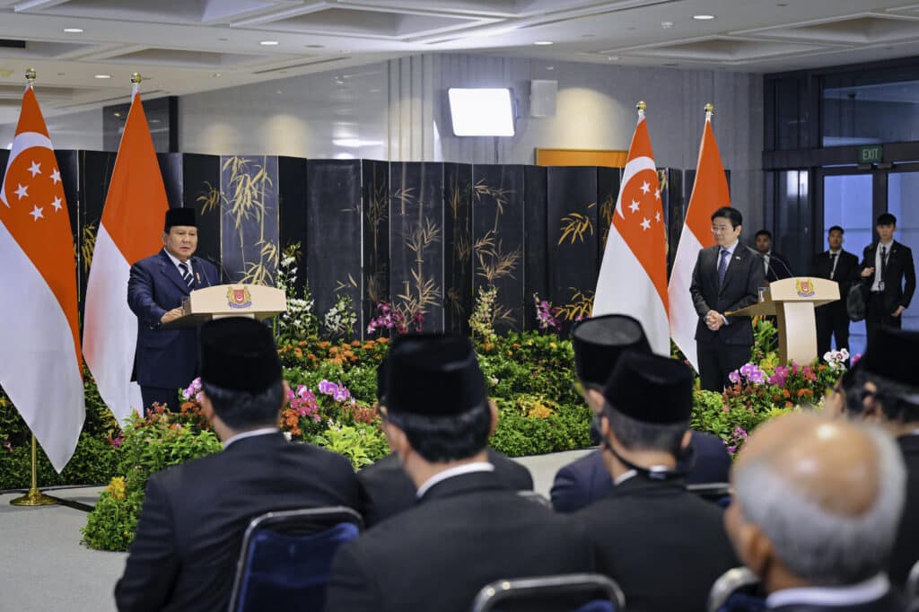 Presiden Prabowo Tegaskan Komitmen Perkuat Kerja Sama dengan Singapura Lewat Leaders’ Retreat Perdana – Sekretariat Kabinet Republik Indonesia