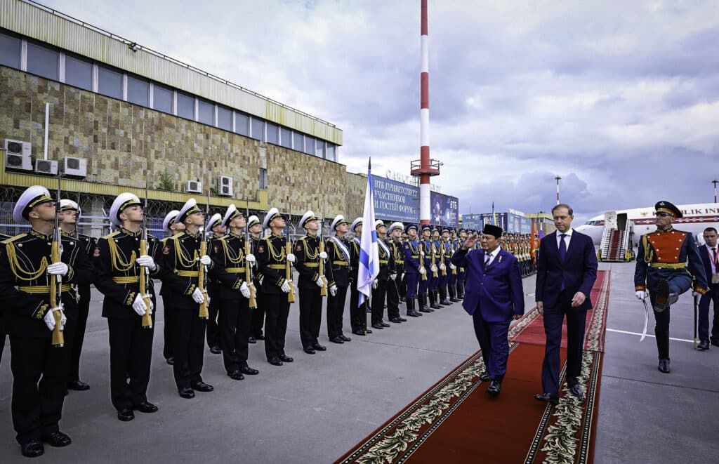 Tiba di St. Petersburg, Presiden Prabowo akan Bertemu Presiden Putin dan Hadiri SPIEF 2025 – Sekretariat Kabinet Republik Indonesia
