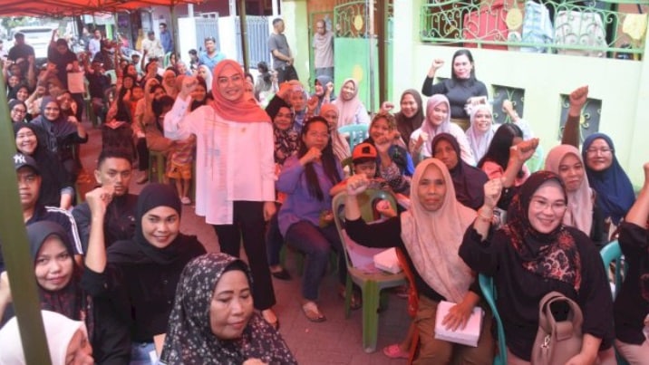 Legislator Makassar Budi Hastuti Terima Keluhan Warga Soal Penyaluran Bansos yang Tidak Merata