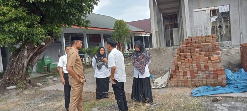 Anggota DPRD Makassar Pantau Persiapan SPMB di SMPN 18