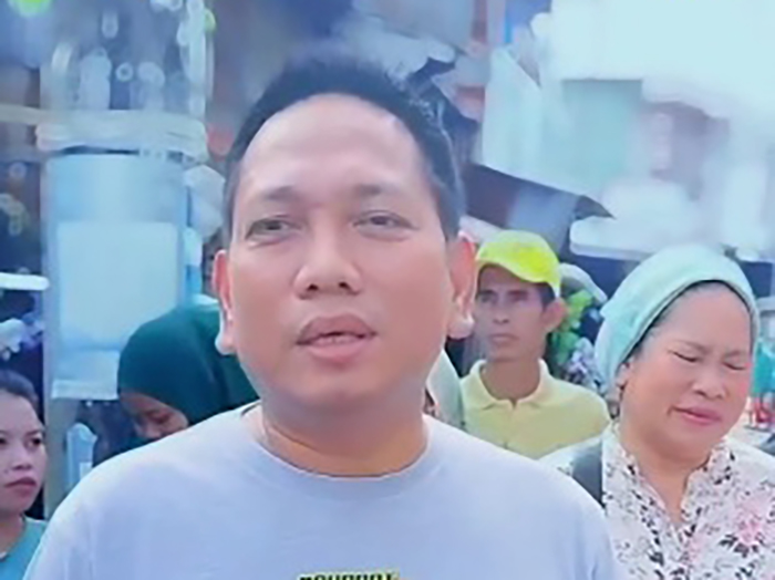 Anggota DPRD Makassar Ismail Pantau Pengerukan Sedimentasi di Rappokalling