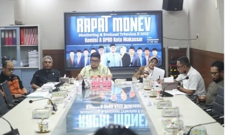 Plt Sekwan Pimpin Kabag dan Kasubag Hadiri Rapat Monev Komisi A DPRD Makassar