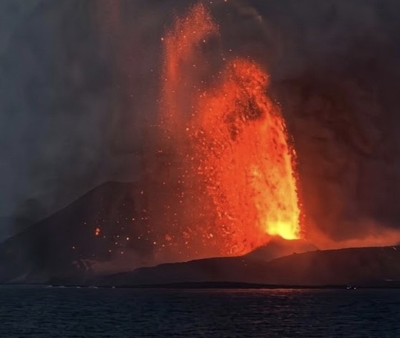 Status Gunung Anak Krakatau Masih Level III (Siaga), Apa Artinya bagi Masyarakat?