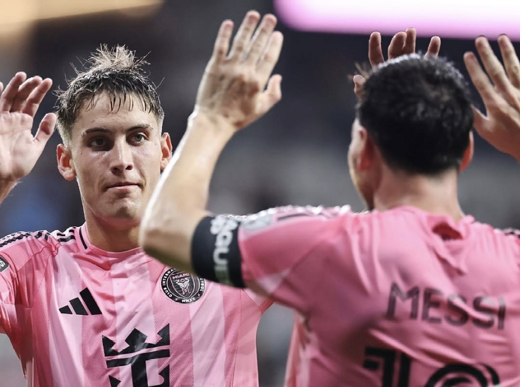 Inter Miami 2-0 Cruz Azul: Messi Cetak Gol ke-100, Casemiro Antar Miami Juara